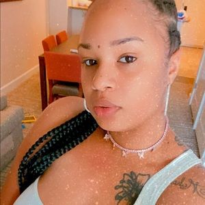 Meet your Posher, Tyesha